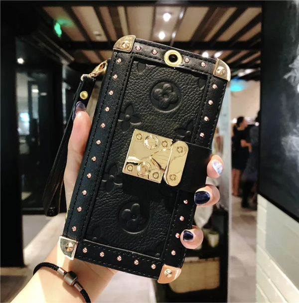 Faux Leather Wallet & Crossbody Phone Case LV - Black & Gold - DeLuxx Brand